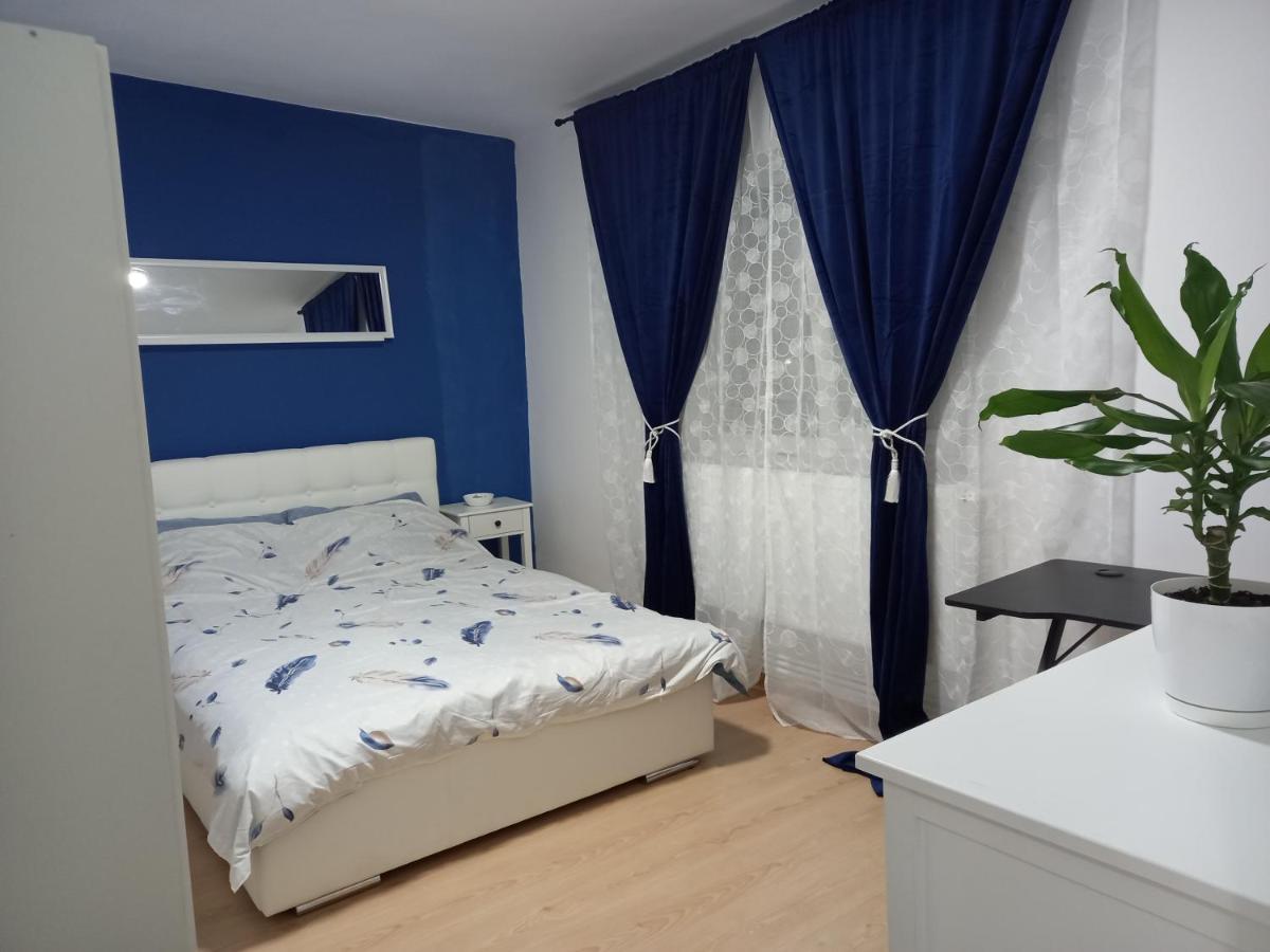 Pascani Noul Centru Exterior foto
